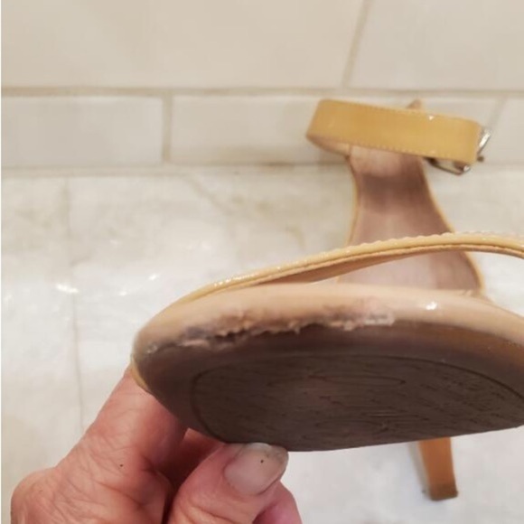 Gianni Bini Nude Patent Leather Ankle Strap Open Toe High Heel Sandals Sz 8 - Picture 8 of 10